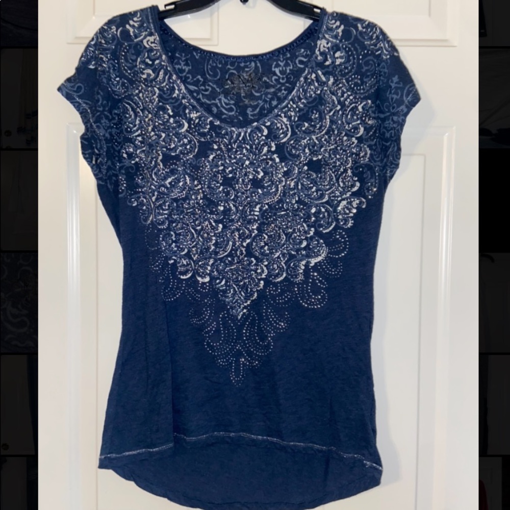 navy blue shirt
